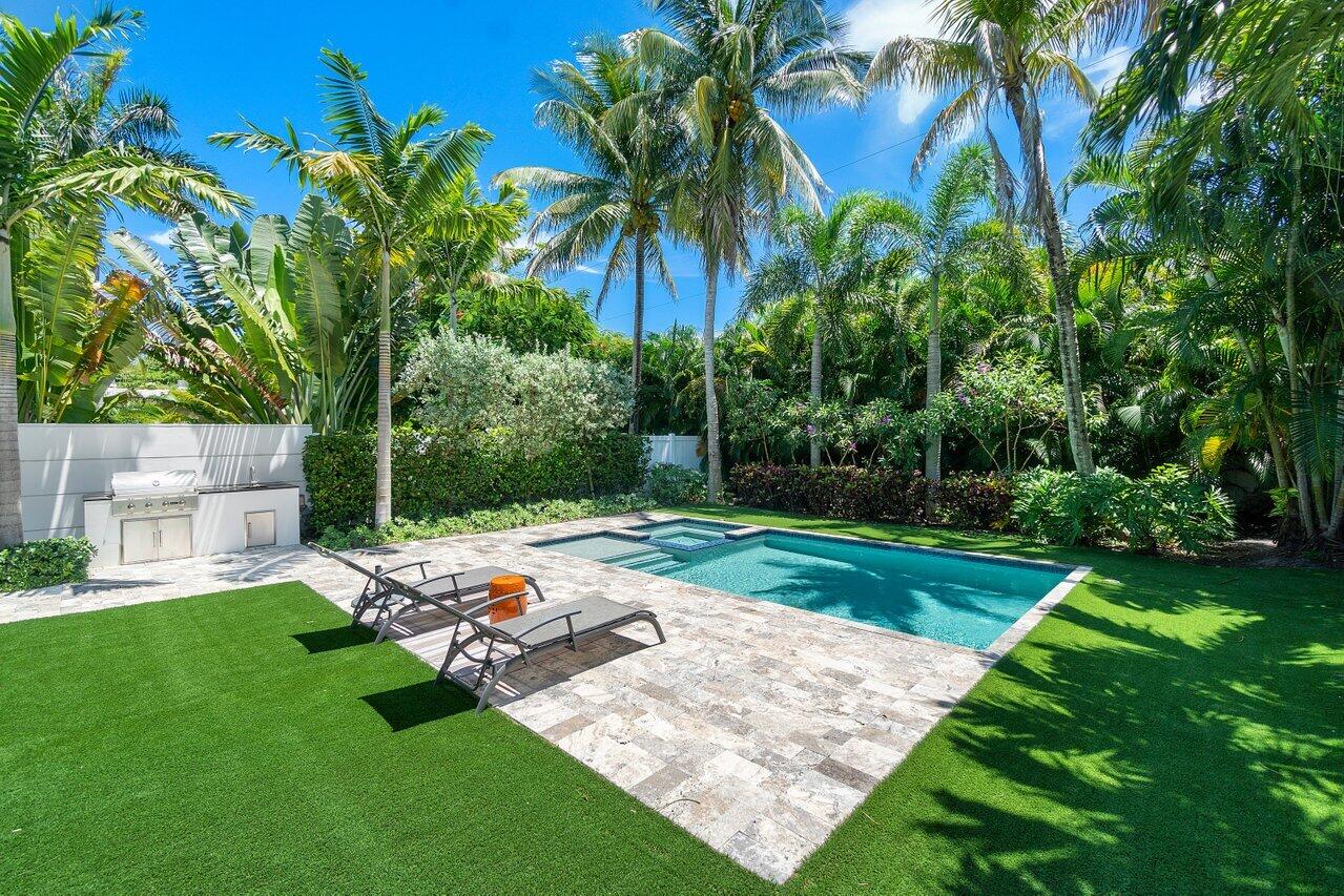 904 Bond Way Delray Beach, FL 33483 - Photo 27 of 33 028-904BondWay-DelrayBeach-FL-33483-SMAL