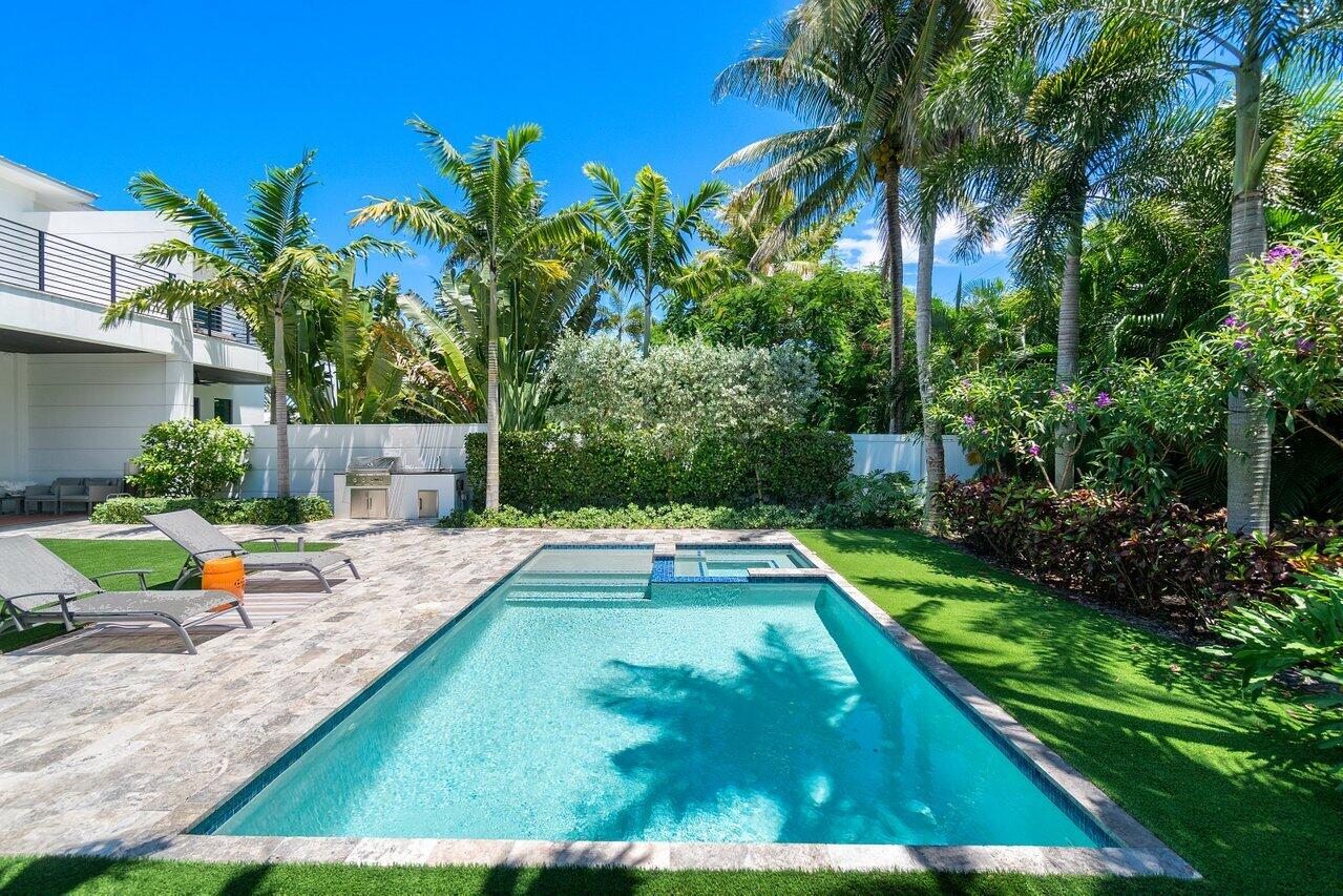 904 Bond Way Delray Beach, FL 33483 - Photo 29 of 33 030-904BondWay-DelrayBeach-FL-33483-SMAL