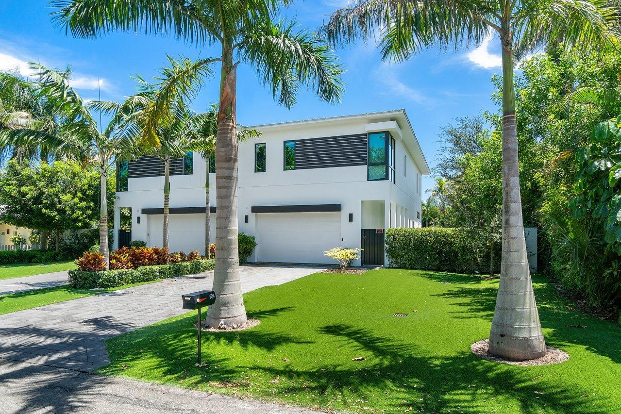 904 Bond Way Delray Beach, FL 33483 - Photo 3 of 33 003-904BondWay-DelrayBeach-FL-33483-SMAL