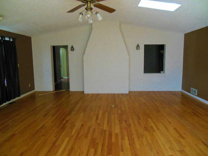2417 Collins Road Churchill, PA 15235 - Photo 12 of 23 Family Room.