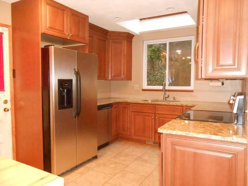2417 Collins Road Churchill, PA 15235 - Photo 6 of 23 Kitchen.