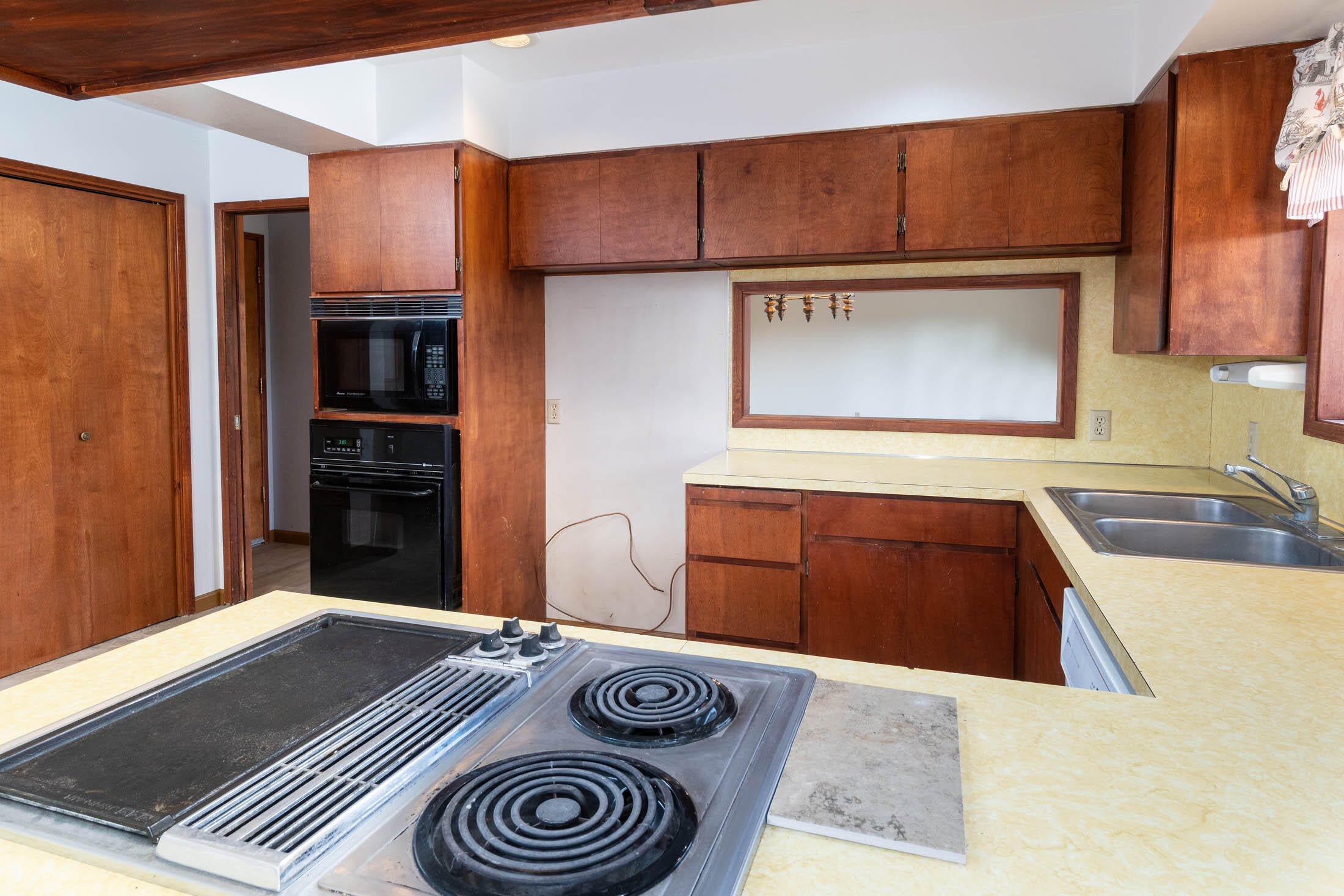 550 North Coles Road Prineville, OR 97754 - Photo 11 of 50 Jenn Air