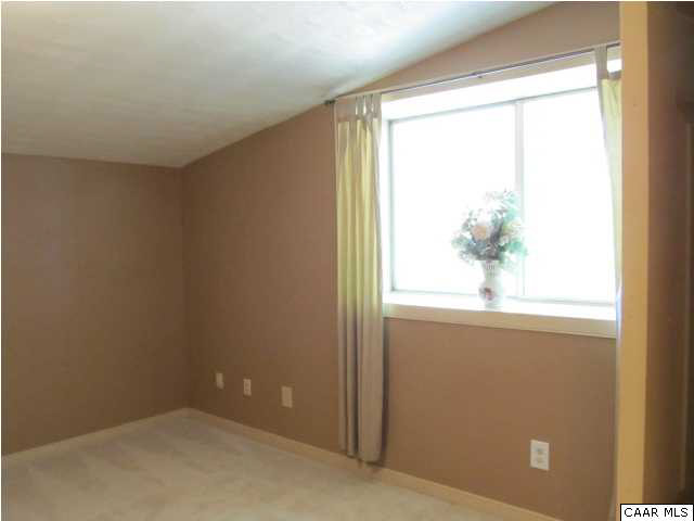 199 Trices Lake Road Columbia, VA 23038 - Photo 10 of 18 Gallery Image 10