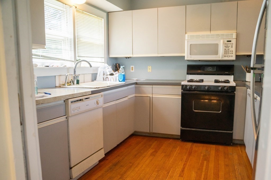 99 Bayberry Road Marshfield, MA 02050 - Photo 3 of 20 Gallery Image 3
