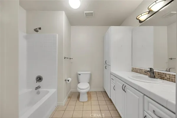 $3,900 | 8355 Station Village Lane, Unit 4212, San Diego, CA 92108