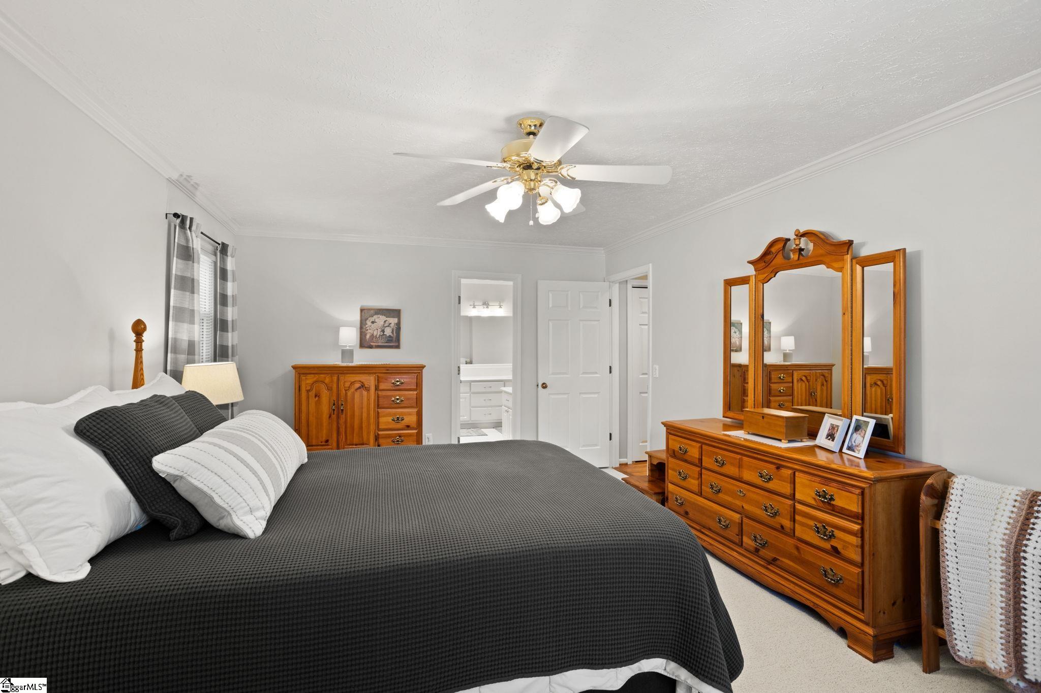 805 East Silverleaf Street Greer, SC 29650 - Photo 19 of 39