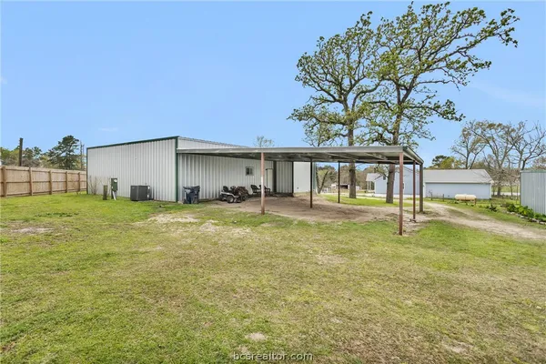 $439,000 | 6452 Oak Hill Lane, Richards, TX 77873