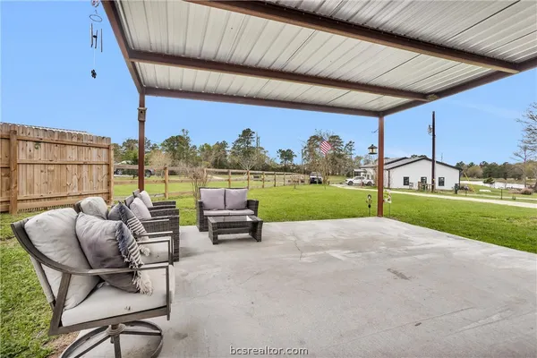 $439,000 | 6452 Oak Hill Lane, Richards, TX 77873