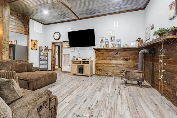 $439,000 | 6452 Oak Hill Lane, Richards, TX 77873