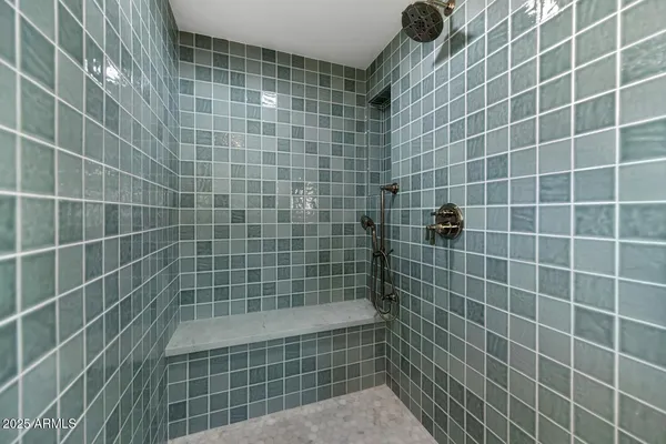 $5,995 | 4621 North 43rd Street, Phoenix, AZ 85018