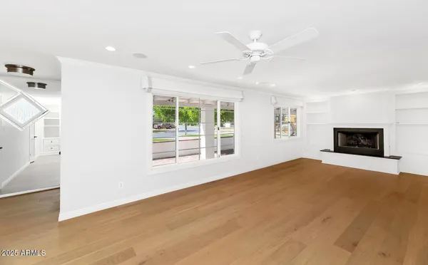 $5,995 | 4621 North 43rd Street, Phoenix, AZ 85018