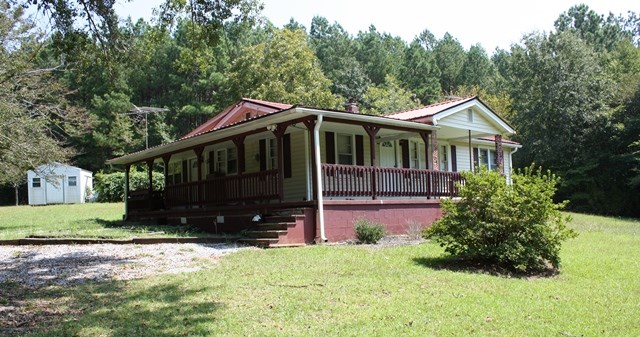 338 Booger Branch Road Six Mile, SC 29682 - Photo 2 of 25