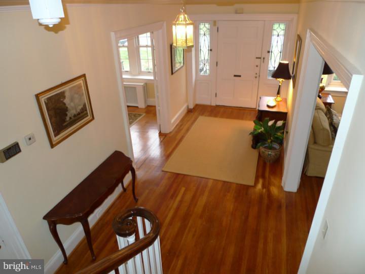 129 Fishers Road Bryn Mawr, PA 19010 - Photo 14 of 20 Hallway