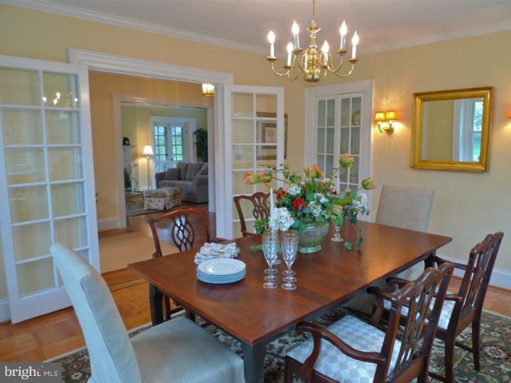 129 Fishers Road Bryn Mawr, PA 19010 - Photo 6 of 20 Dining Room