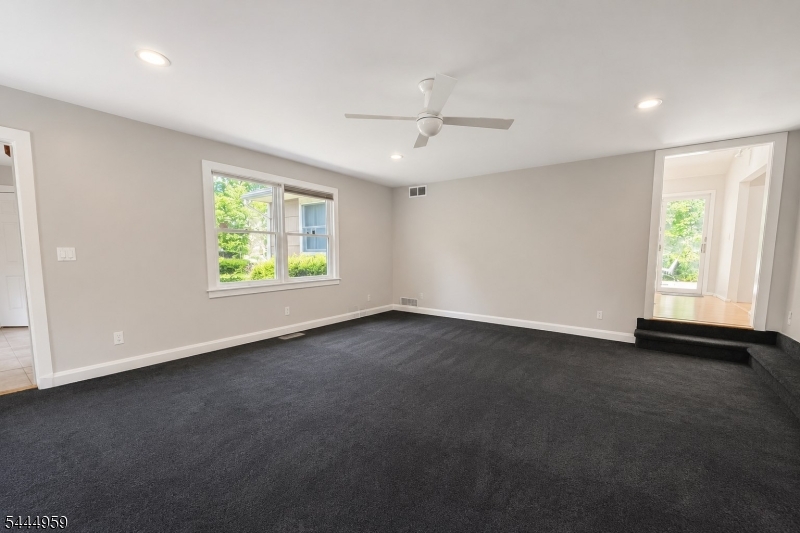 303 Cherry Valley Road Princeton, NJ 08540 - Photo 12 of 42