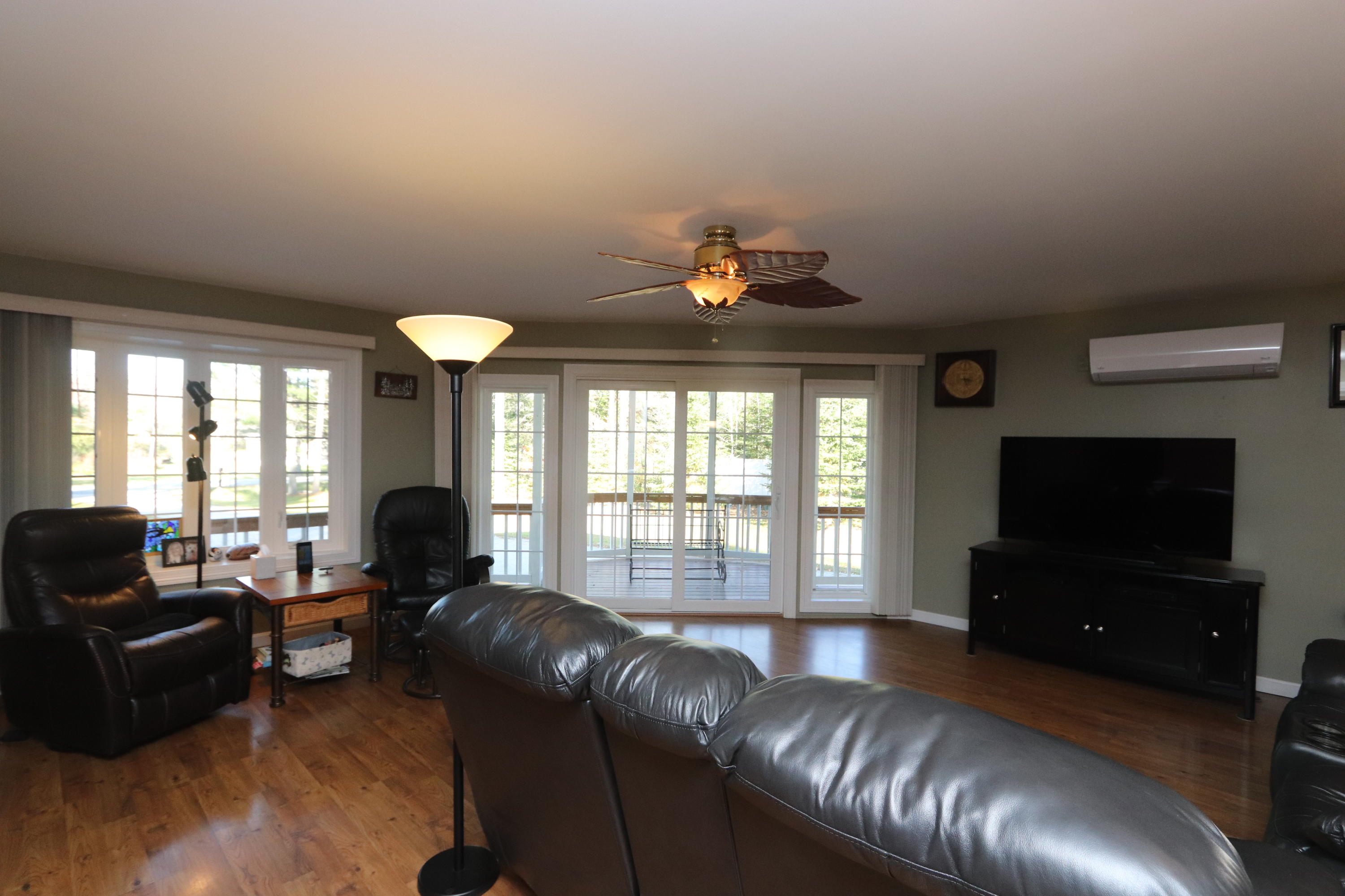 754 Fuller Road Hermon, ME 04401 - Photo 11 of 25 IMG_3844 Living