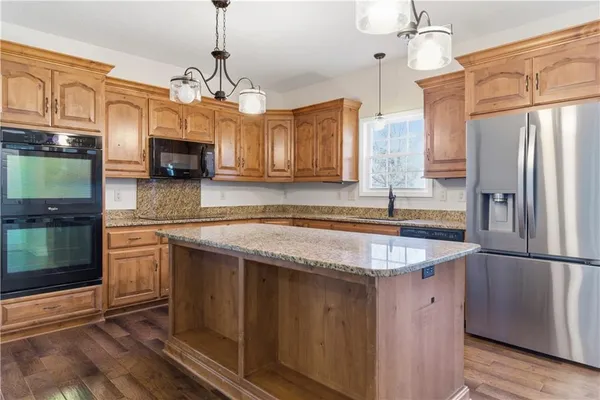 $649,900 | 11412 Northeast 113th Terrace, Liberty, MO 64068