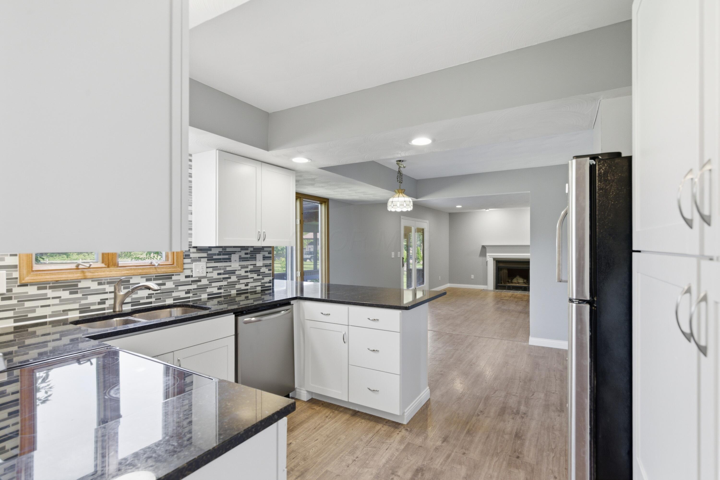 3765 Piatt Road Delaware, OH 43015 - Photo 11 of 31 Kitchen