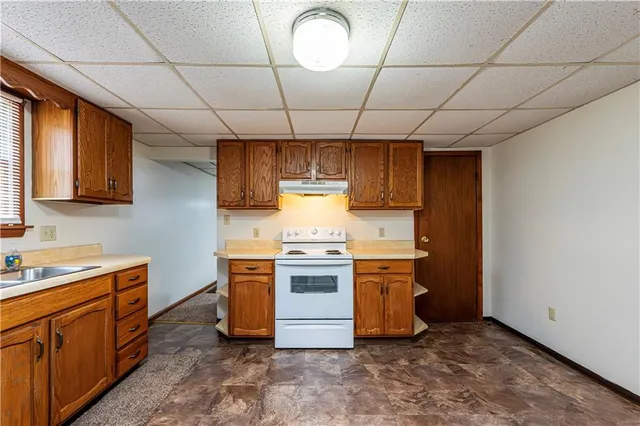 a view of a hallway with closet