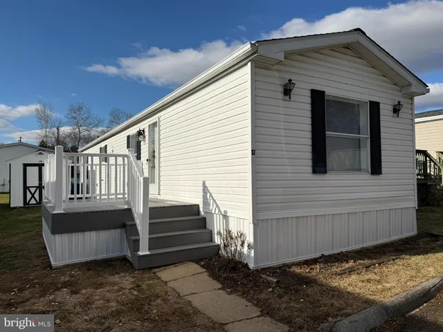 $89,900 | 12 Vintage Lane, Honey Brook, PA 19344