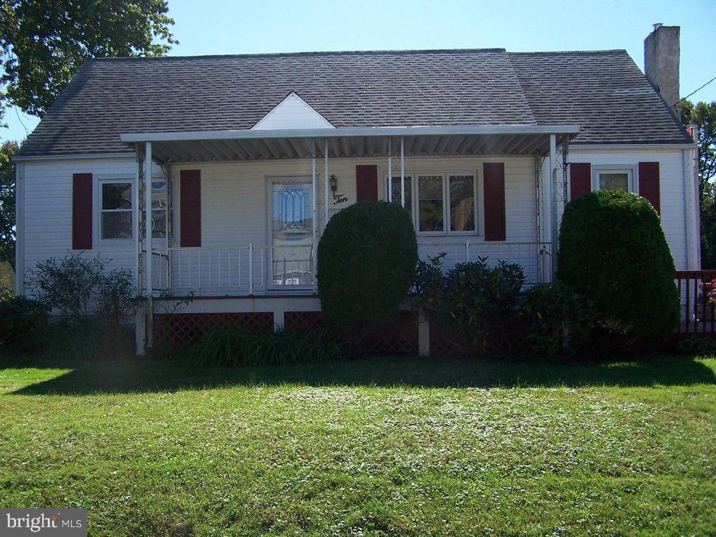 10 Gradwell Avenue Maple Shade, NJ 08052 - Photo 1 of 21