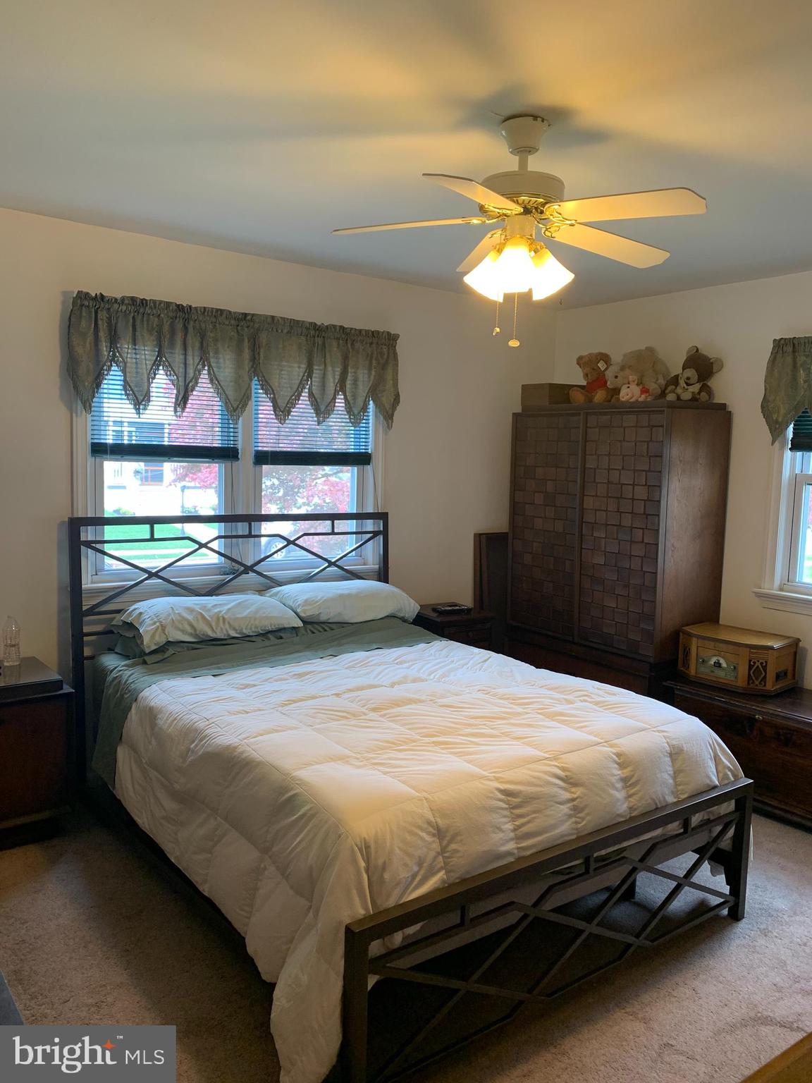 10 Gradwell Avenue Maple Shade, NJ 08052 - Photo 15 of 21 First floor bedroom