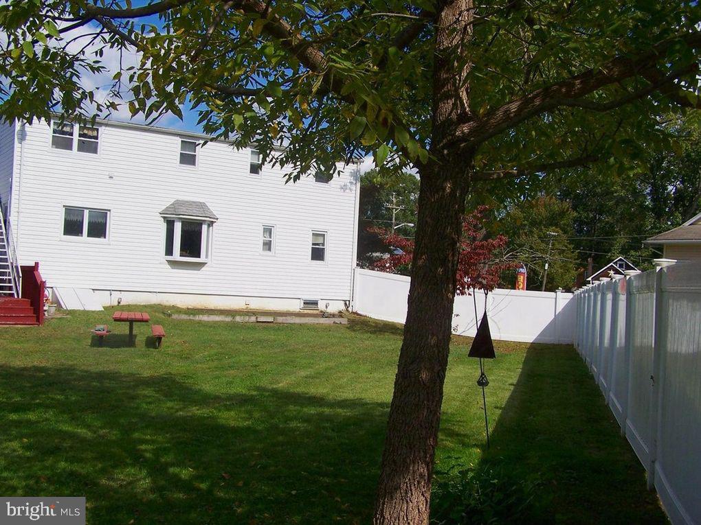 10 Gradwell Avenue Maple Shade, NJ 08052 - Photo 5 of 21