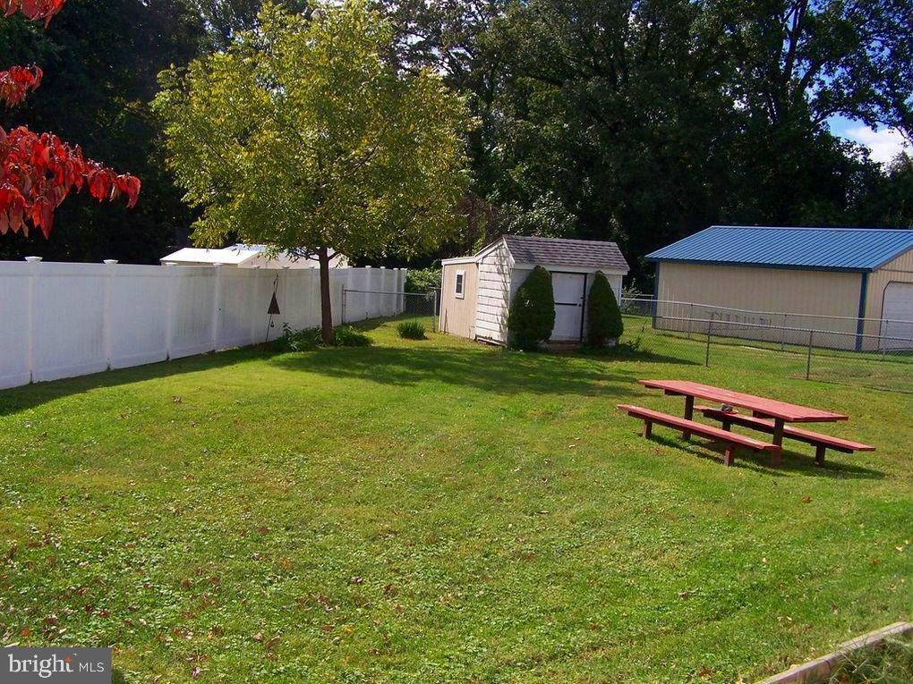 10 Gradwell Avenue Maple Shade, NJ 08052 - Photo 7 of 21