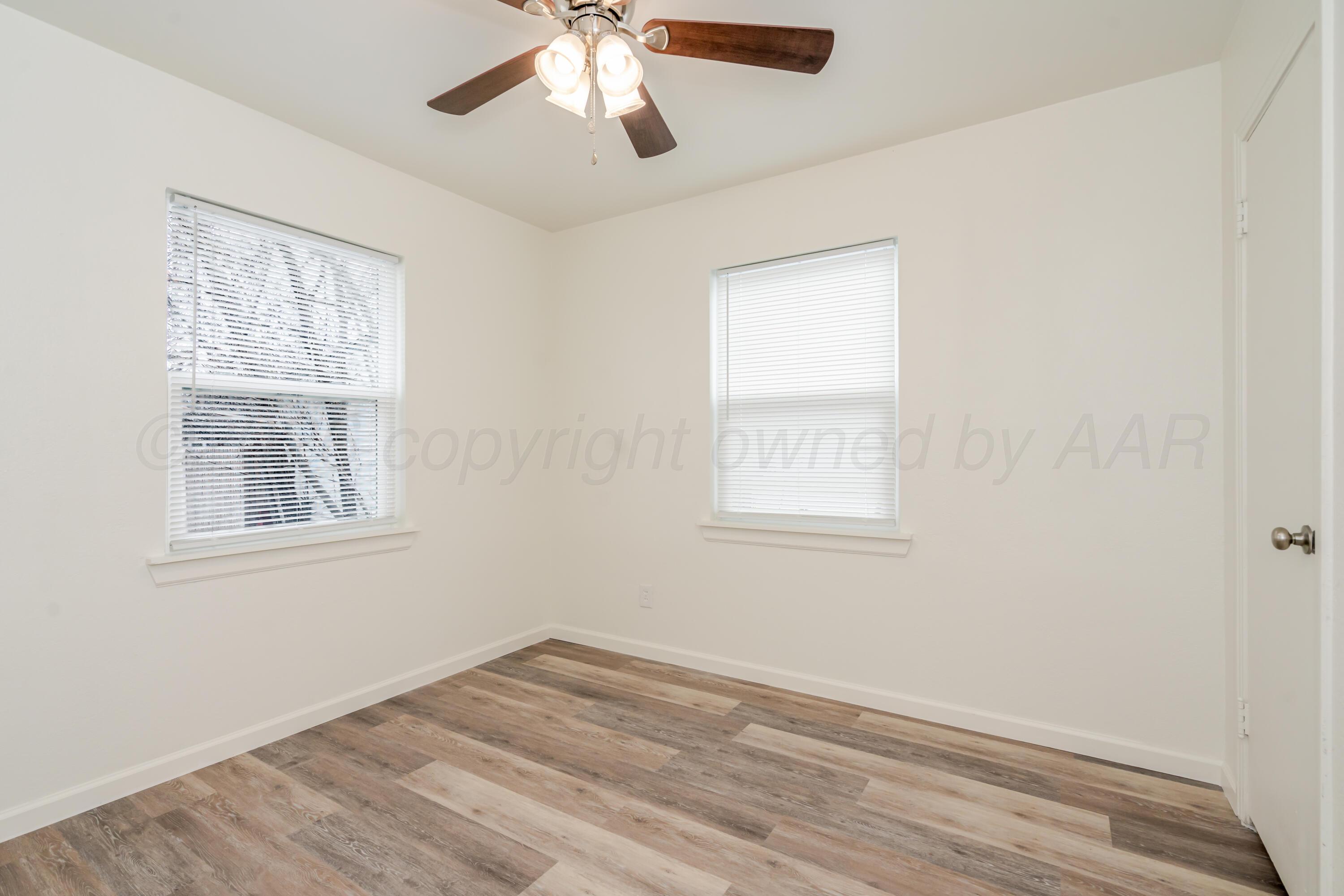 4403 South Travis Street Amarillo, TX 79110 - Photo 15 of 18 4403 S. Travis--16