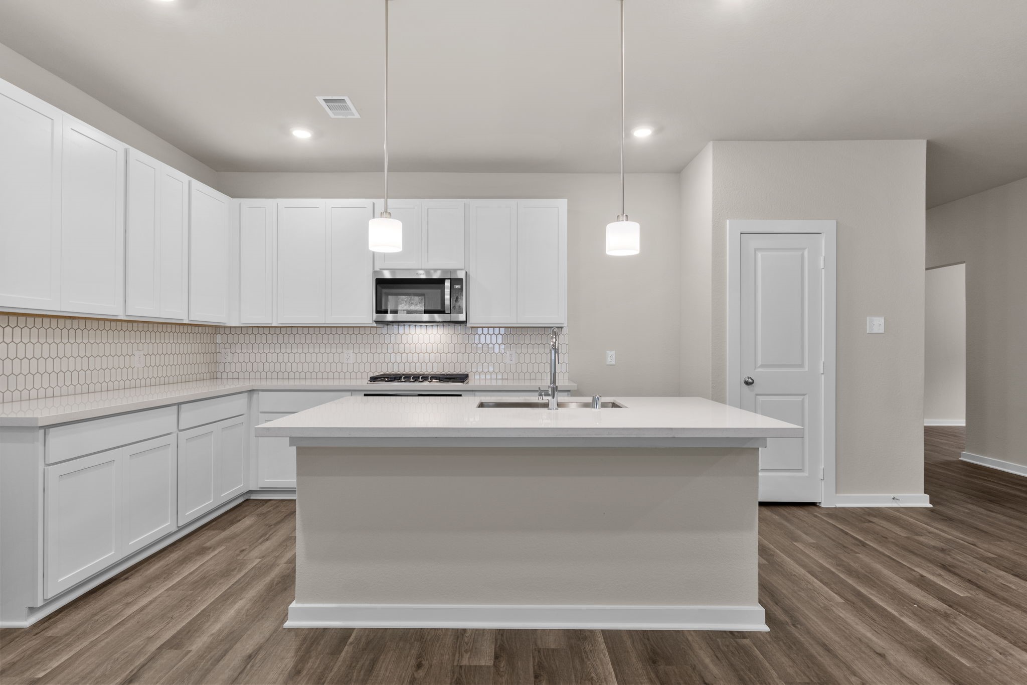 12331 Ridge Top Drive Conroe, TX 77304 - Photo 5 of 27