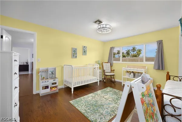 $437,500 | 8512 Chatham Street, Fort Myers, FL 33907