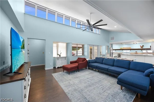 $437,500 | 8512 Chatham Street, Fort Myers, FL 33907
