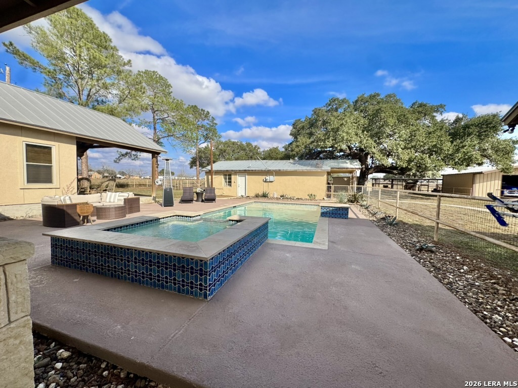 2828 2nd Street Pleasanton, TX 78064 - Photo 28 of 39