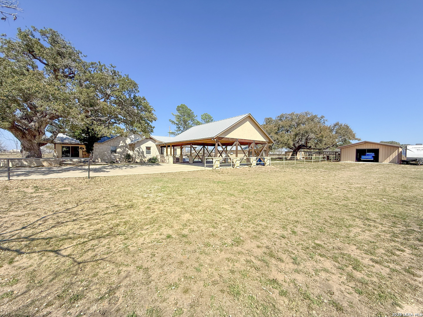 2828 2nd Street Pleasanton, TX 78064 - Photo 34 of 48 a view of an ocean view