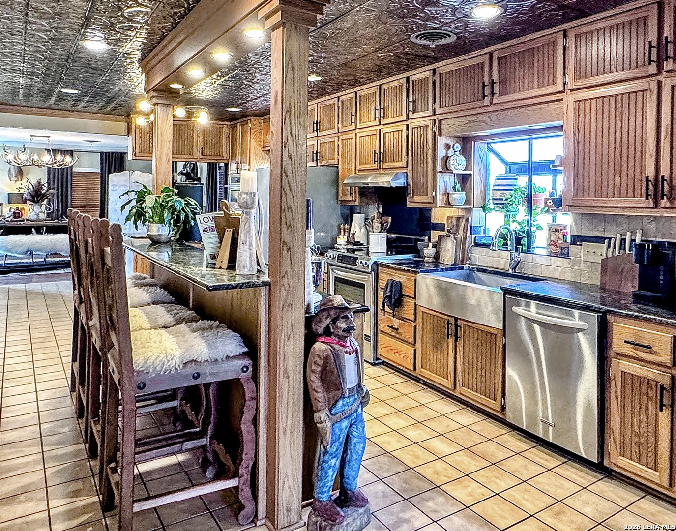 2828 2nd Street Pleasanton, TX 78064 - Photo 7 of 39