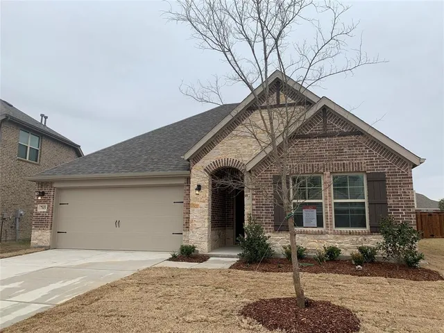 $2,495 | 765 Knoxbridge Road, Forney, TX 75126