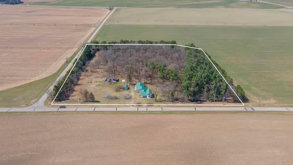 $425,000 | N4721 9th Drive, Hancock, WI 54943