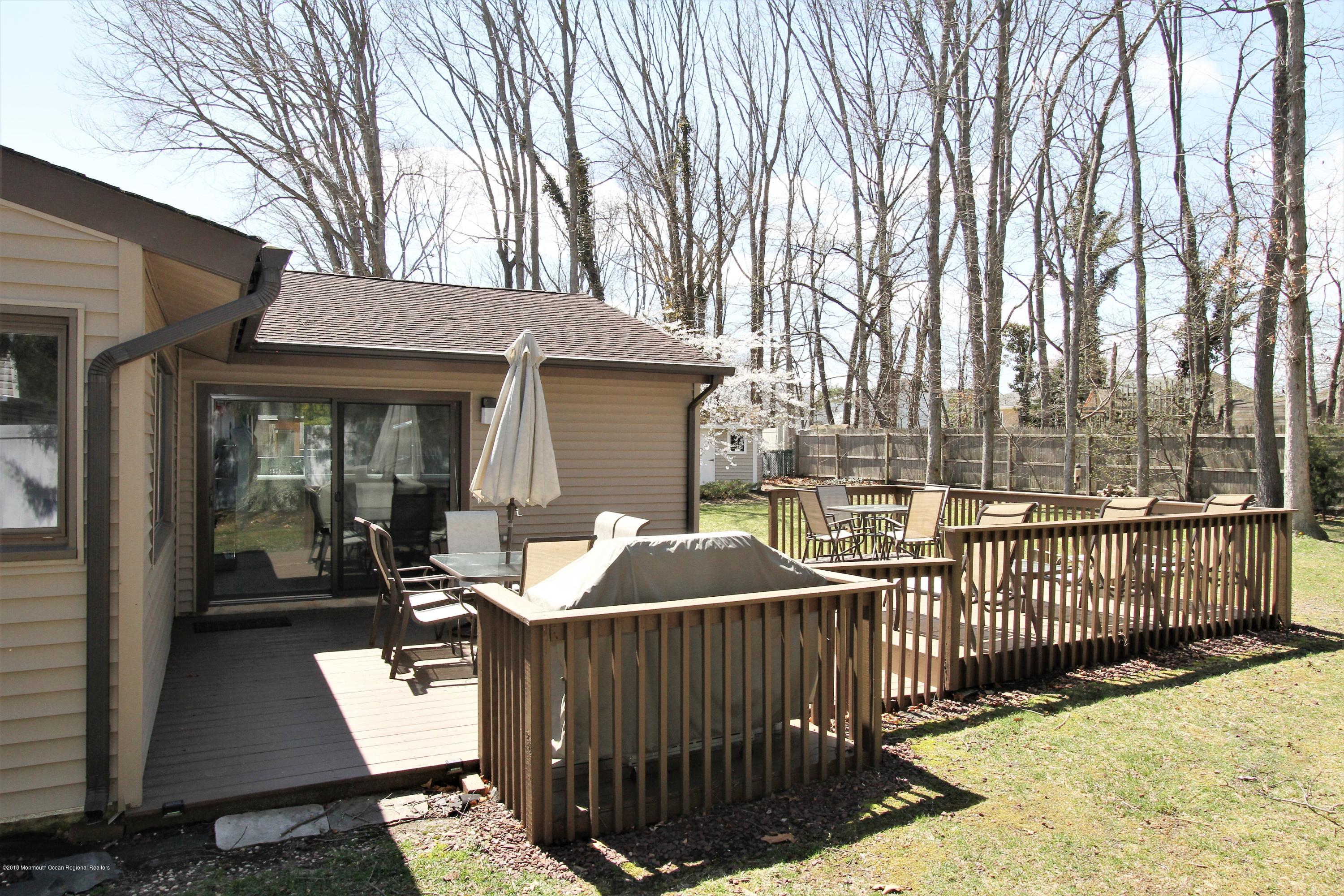 19 High Ridge Road Howell, NJ 07731 - Photo 35 of 39 IMG_7008