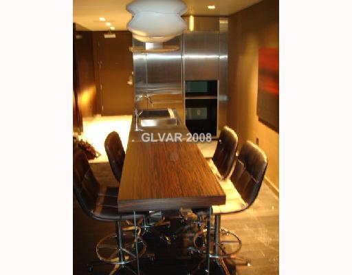 4381 West Flamingo Road, Unit 8301 Las Vegas, NV 89103 - Photo 4 of 7 Kitchen.