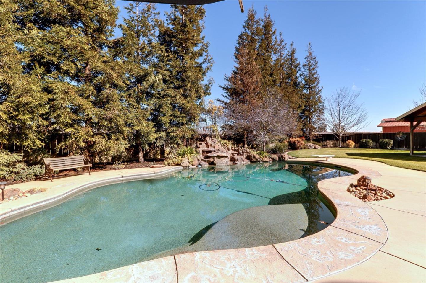 6061 Leedom Road Hughson, CA 95326 - Photo 45 of 48 a view of swimming pool