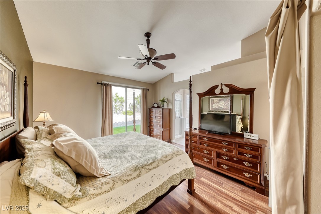 2764 Craigmillar Street Henderson, NV 89044 - Photo 12 of 24 Primary Bedroom