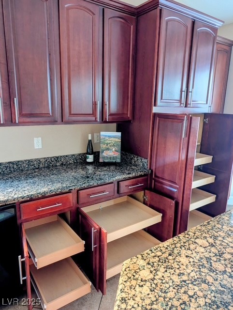 2764 Craigmillar Street Henderson, NV 89044 - Photo 9 of 24 Kitchen Cabinets with "pull-outs."