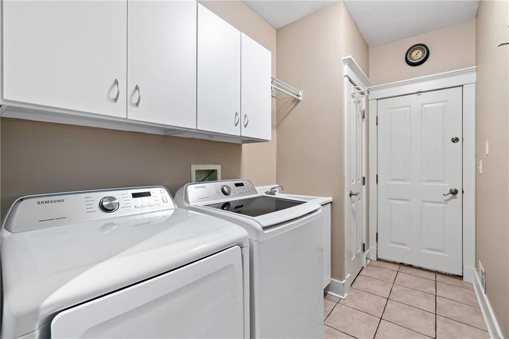 228 Berkeley Way Monroeville, PA 15146 - Photo 18 of 34