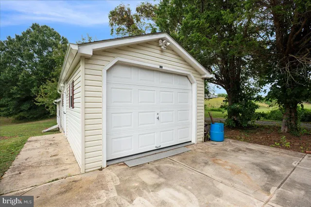 $549,000 | 694 Ponds Wood Road, Huntingtown, MD 20639