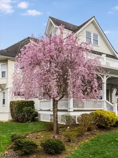 $1,549,000 | 45 Hamilton Road, Glen Ridge, NJ 07028