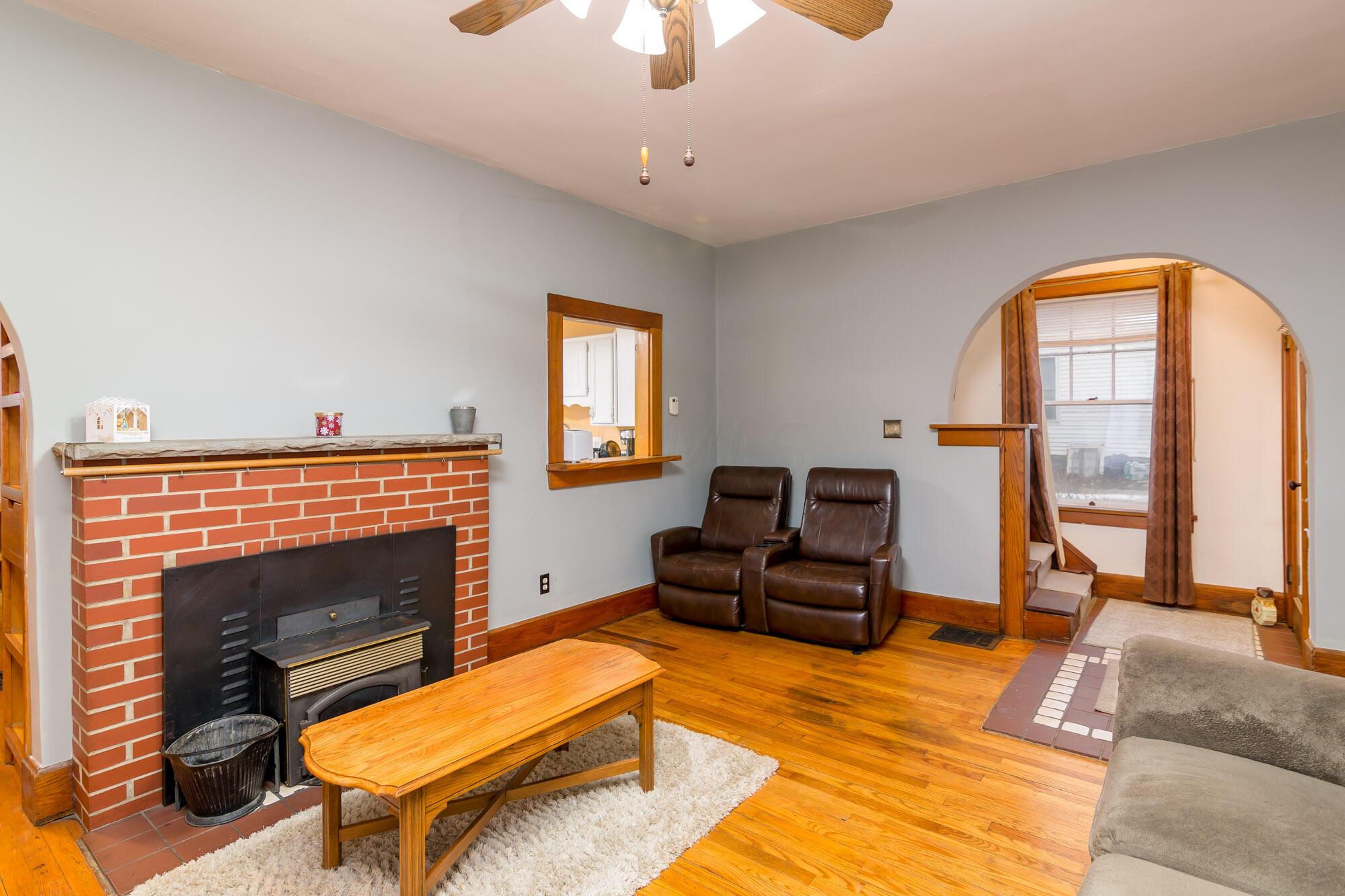 310 Wooster Road Mount Vernon, OH 43050 - Photo 3 of 25 Gallery Image 3