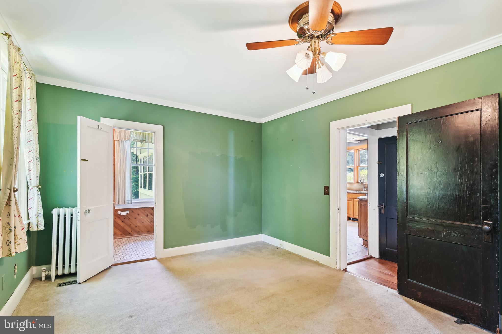 65 Church Road Arnold, MD 21012 - Photo 26 of 58 Bathroom attached- could be a primary en-suite!