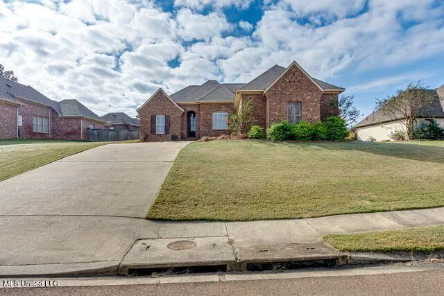 $380,000 | 109 Camden Shores, Madison, MS 39110