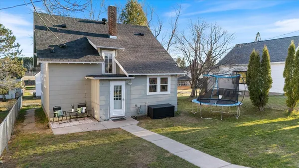 $164,999 | 604 3rd Street Northwest, Chisholm, MN 55719
