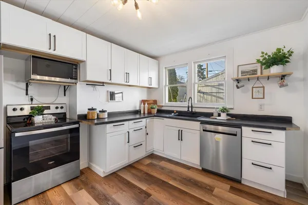 $164,999 | 604 3rd Street Northwest, Chisholm, MN 55719